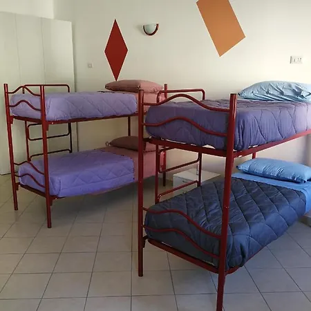 Di San Germano Hostel Borgofranco d'Ivrea